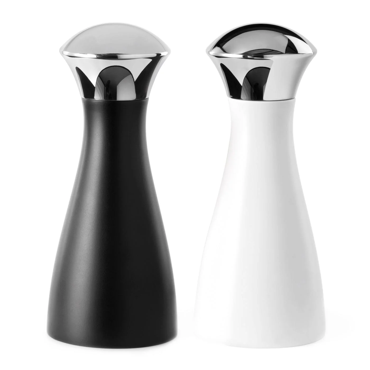 Signature Large Black Pepper Mill with Medium Signature Mills and Tray Set - Image 5