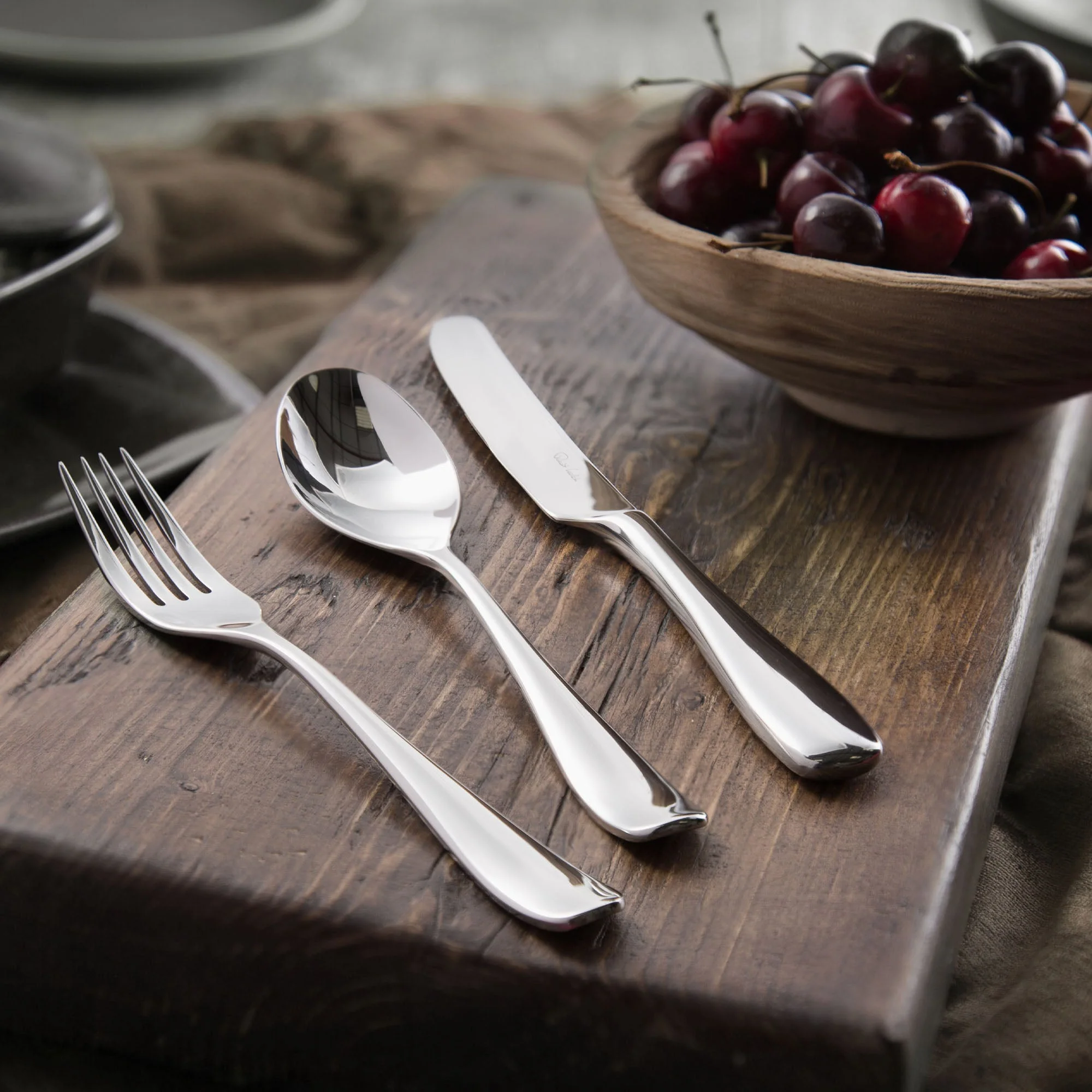 Warwick Bright Cutlery Set, 42 Piece for 6 People - Image 4